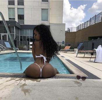 , 21  female escort, Edmonton