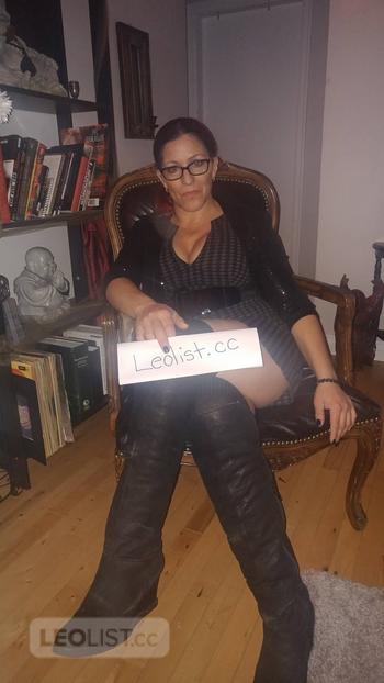A n i t a  Goodman, 42 Caucasian/White female escort, Edmonton