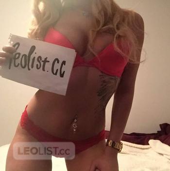 Cherie bomba, 21 Caucasian/White female escort, Edmonton