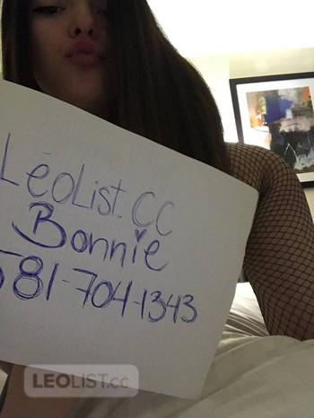 Bonnie baby, 20 Caucasian/White female escort, Edmonton