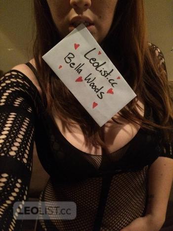 Bella Woods, 22 Mixed female escort, Edmonton