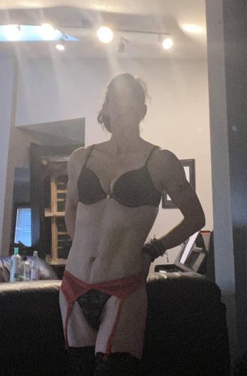 Nirvana, 39 Caucasian/White female escort, Edmonton