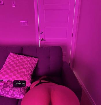 Layla, 22 Latino/Hispanic female escort, Edmonton