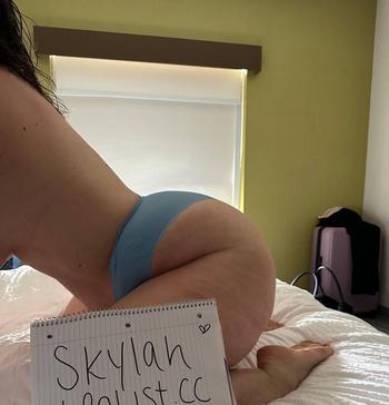 Skylah babyy, 23 Caucasian/White female escort, Edmonton