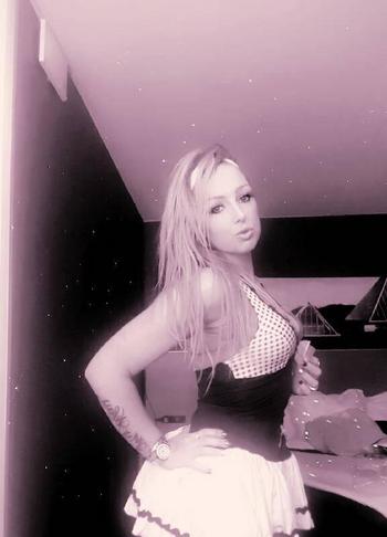Karma, 30 Caucasian/White female escort, Edmonton