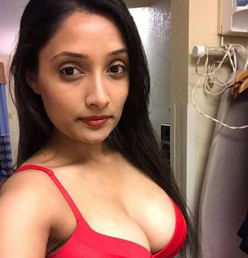 Jasleen kaur, 23 Asian female escort, Edmonton
